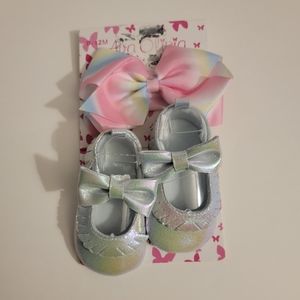 NWT Ava Olivia baby moccasin and hair band